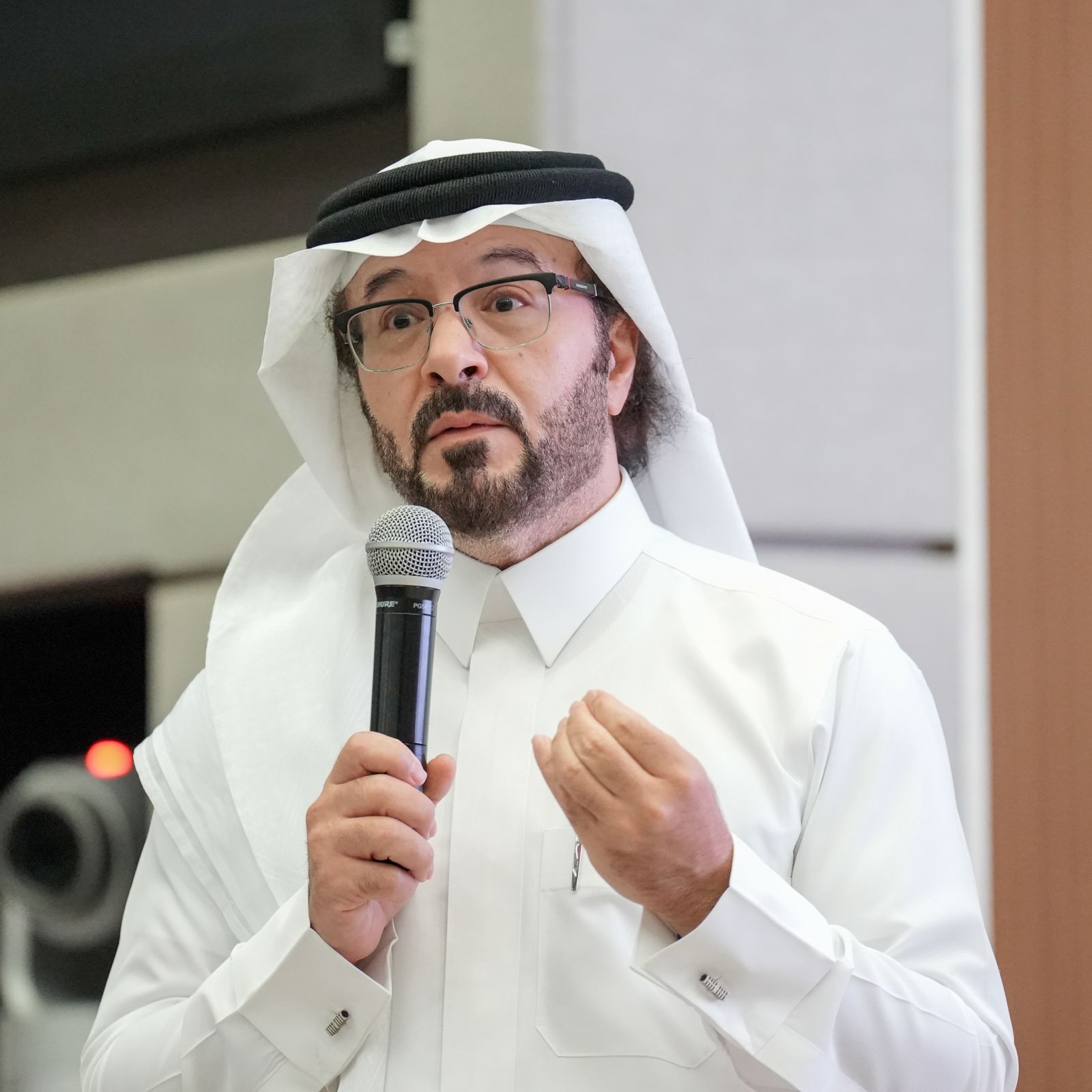 Dr. Mobarak Almulhim